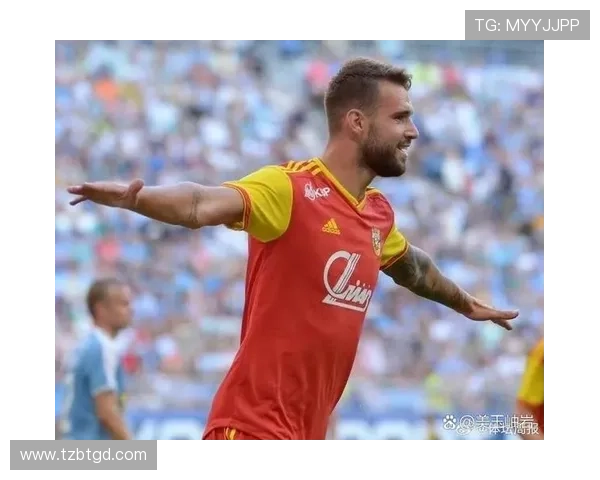 最骚中锋足球明星的传奇故事与场上风采揭秘 最骚中锋足球明星的传奇故事与场上风采揭秘