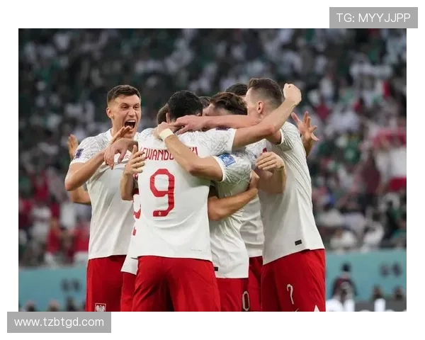 足球巨星与祖国荣光的完美结合与共同奋斗的故事