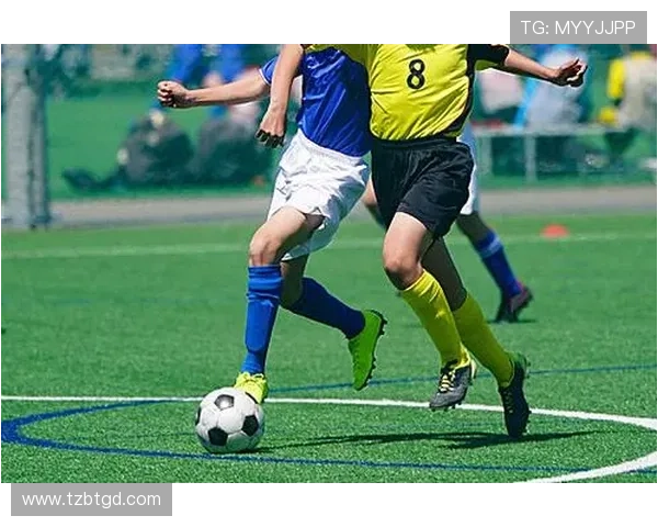 中日足球明星风采对比全景图集展现两国足球文化魅力 中日足球明星风采对比全景图集展现两国足球文化魅力